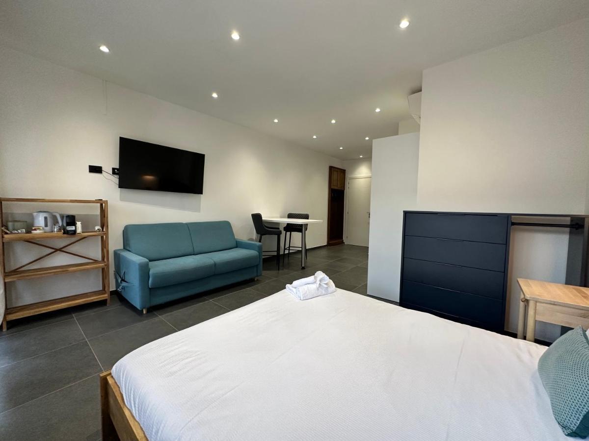 Ng Guest House Il Gallura 올비아 외부 사진
